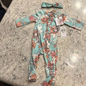 Jessica Simpson footie and headband set